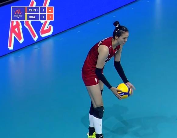  阿森纳防线送礼险些葬送好局  